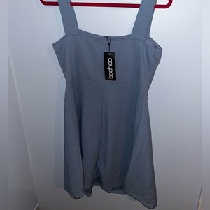 Boohoo Blue dress. New with tags. Knees high.